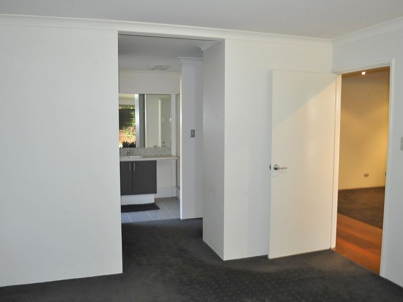 9 Whittaker Turn, Piara Waters WA 6112