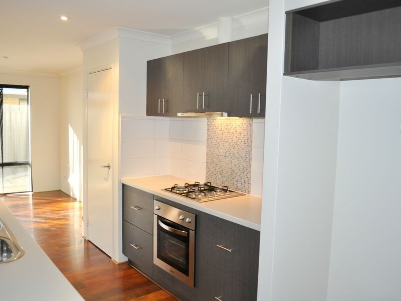 9 Whittaker Turn, Piara Waters WA 6112