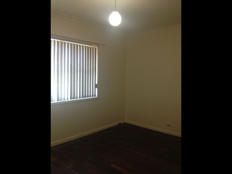 9 Pudney Place, Orelia WA 6167