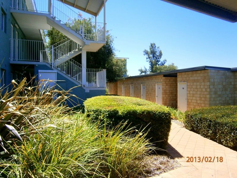 14/21 Fennager Way, Calista WA 6167