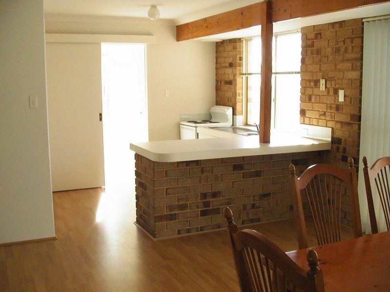 2 Riley Place, Leda WA 6170
