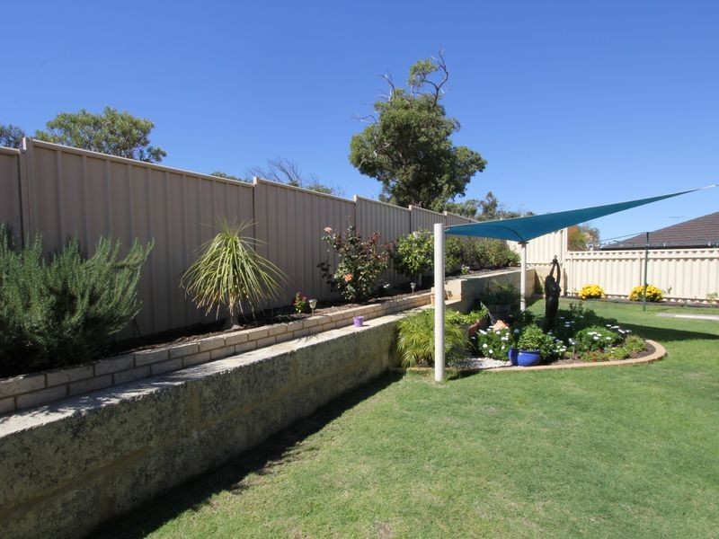 3 Lewes Court, Orelia WA 6167