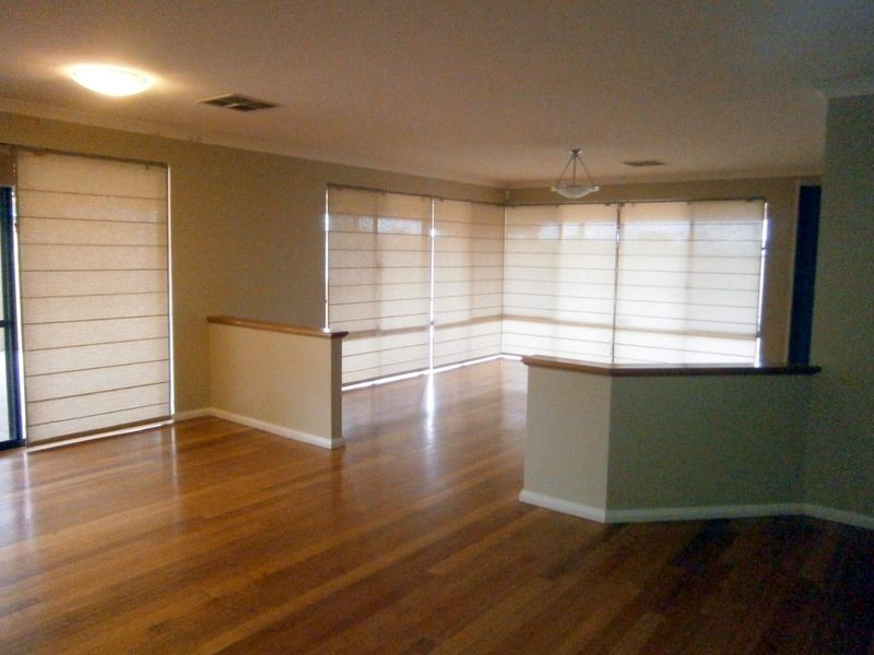 67 colchester Avenue, Orelia WA 6167