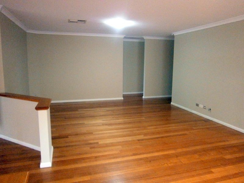 67 colchester Avenue, Orelia WA 6167