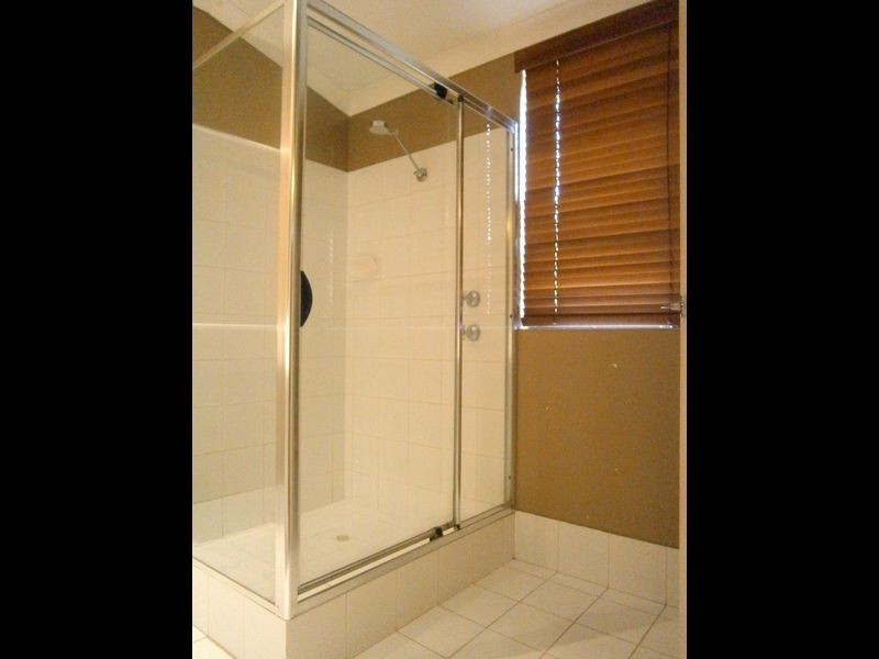 67 colchester Avenue, Orelia WA 6167