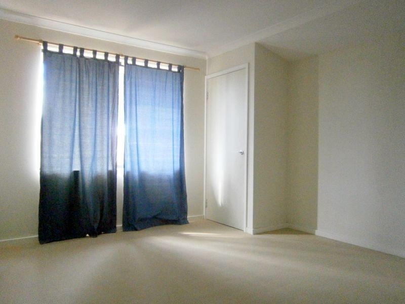 67 colchester Avenue, Orelia WA 6167