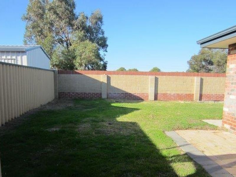 38 Wittecarra Crescent, Port Kennedy WA 6172