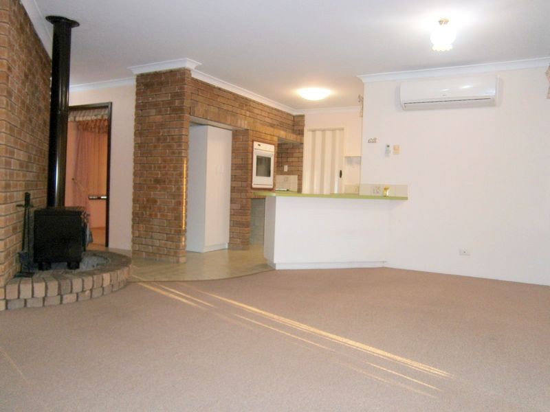 14 Newstead Crescent, Parmelia WA 6167