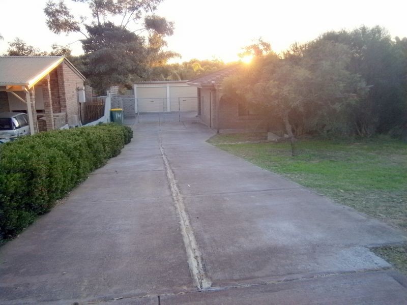 14 Newstead Crescent, Parmelia WA 6167