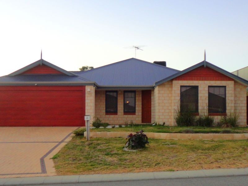 4 Glastonbury Street, Leda WA 6170