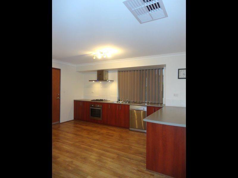 4 Glastonbury Street, Leda WA 6170