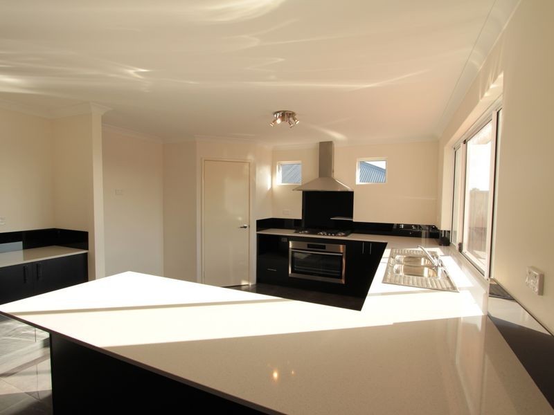 12 Upwey Street, Wellard WA 6170