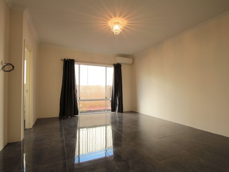 12 Upwey Street, Wellard WA 6170