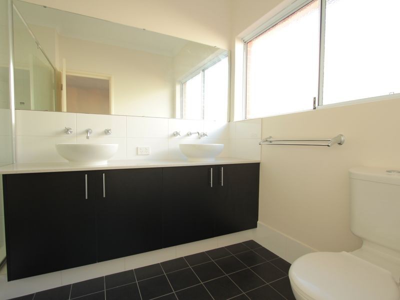 12 Upwey Street, Wellard WA 6170