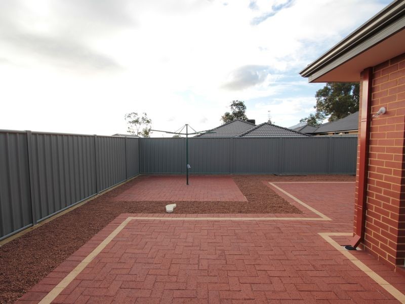 12 Upwey Street, Wellard WA 6170