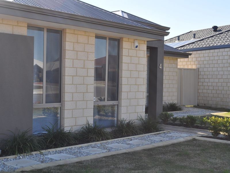 4 Ivory Way, Wellard WA 6170