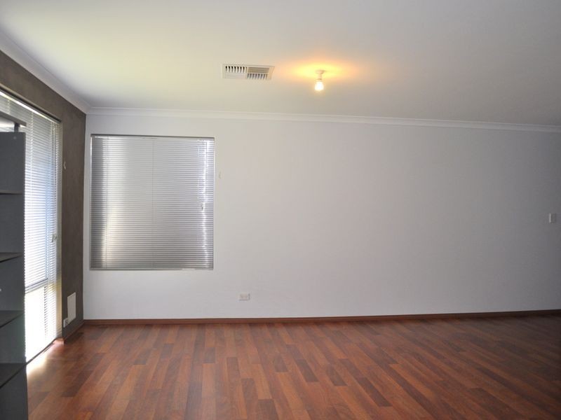 4 Ivory Way, Wellard WA 6170