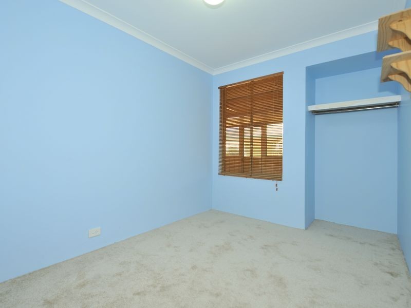 7 Salter Place, Parmelia WA 6167