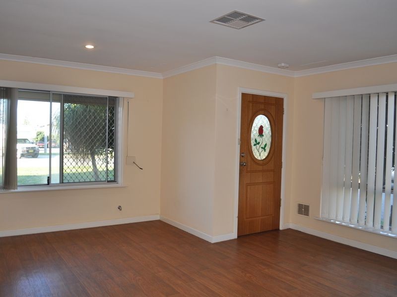 1/53 Second Avenue, Shoalwater WA 6169