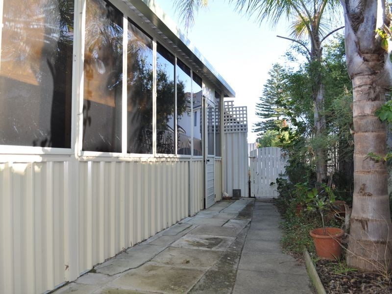 1/53 Second Avenue, Shoalwater WA 6169