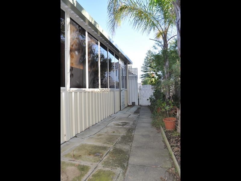 1/53 Second Avenue, Shoalwater WA 6169