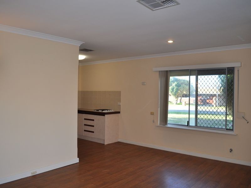 1/53 Second Avenue, Shoalwater WA 6169