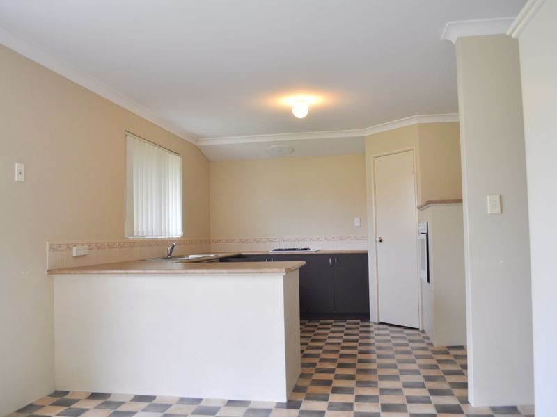 34 Westmoreland Circle, Bertram WA 6167