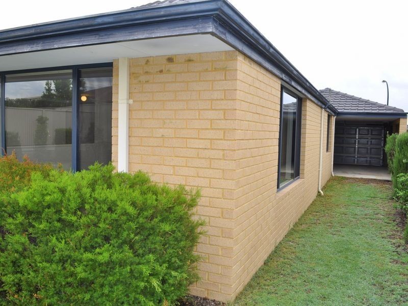 34 Westmoreland Circle, Bertram WA 6167