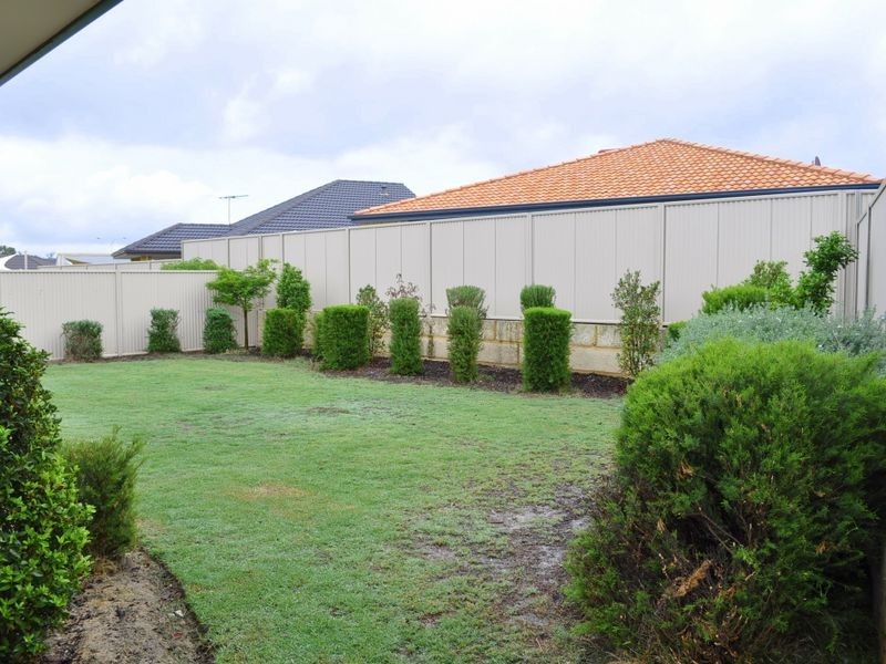 34 Westmoreland Circle, Bertram WA 6167