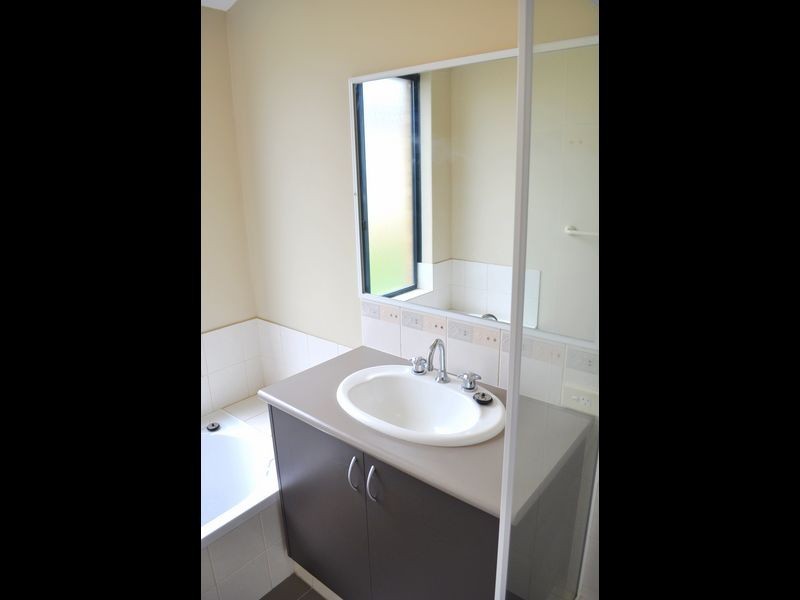 34 Westmoreland Circle, Bertram WA 6167