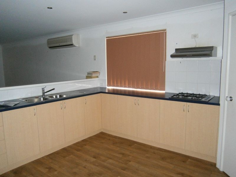 4 Berry Way, Bertram WA 6167