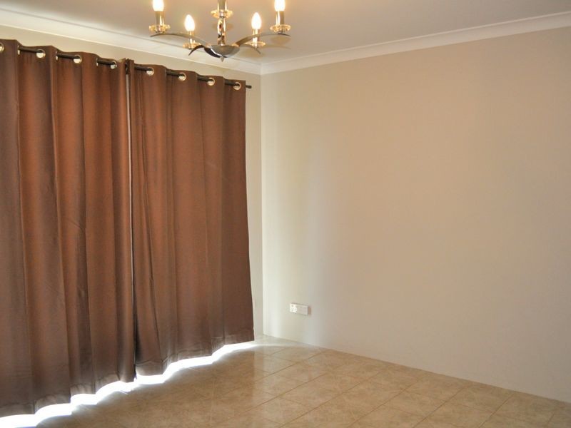 9 Robbins Retreat, Leda WA 6170