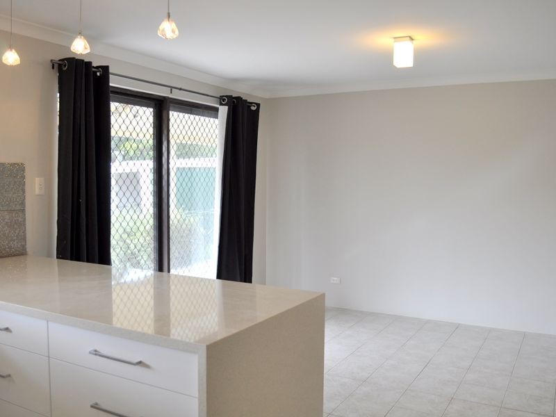 9 Robbins Retreat, Leda WA 6170