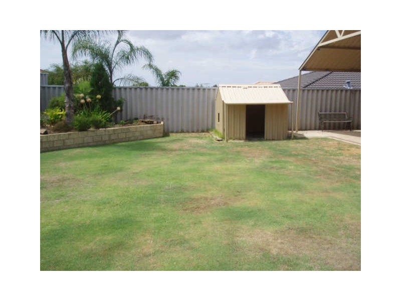 116 Challenger Avenue, Parmelia WA 6167