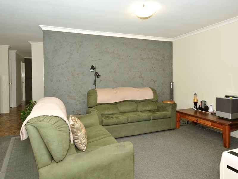 7 Chipper View, Parmelia WA 6167