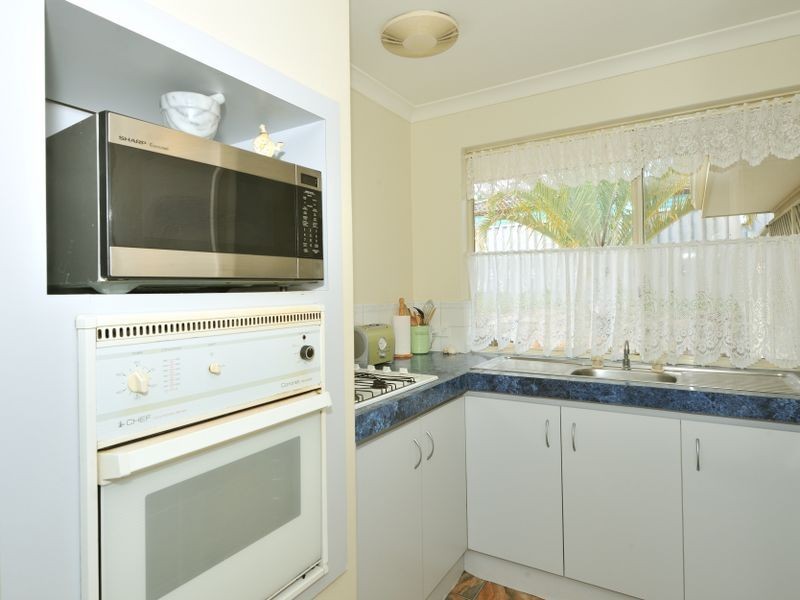 7 Chipper View, Parmelia WA 6167