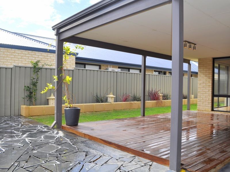 311 Lambeth Circle, Wellard WA 6170