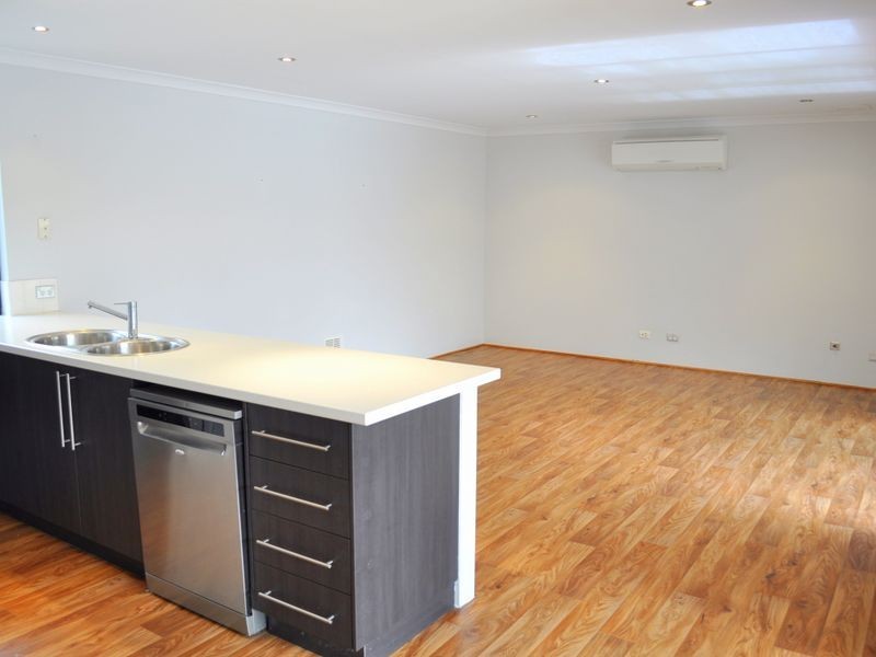 311 Lambeth Circle, Wellard WA 6170
