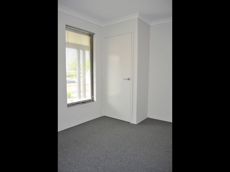 311 Lambeth Circle, Wellard WA 6170