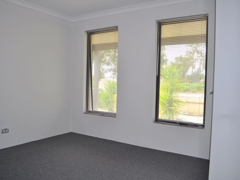 311 Lambeth Circle, Wellard WA 6170