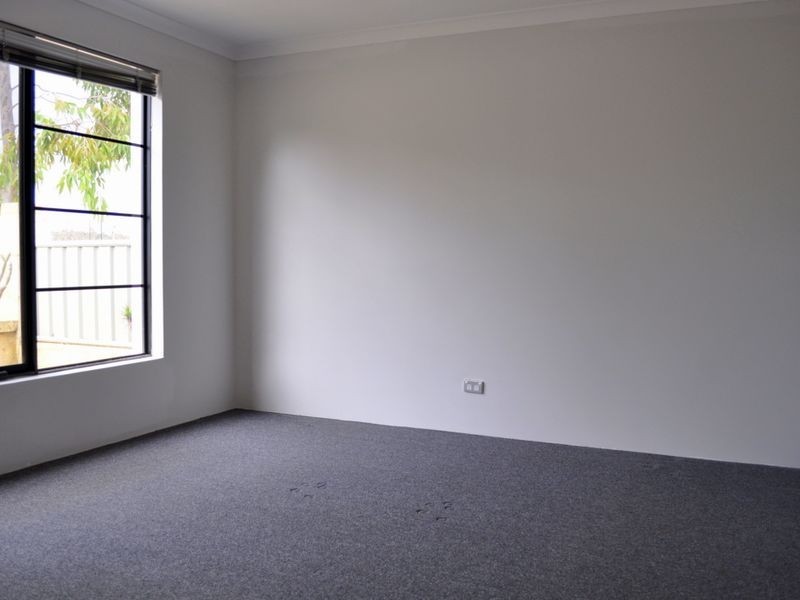 311 Lambeth Circle, Wellard WA 6170