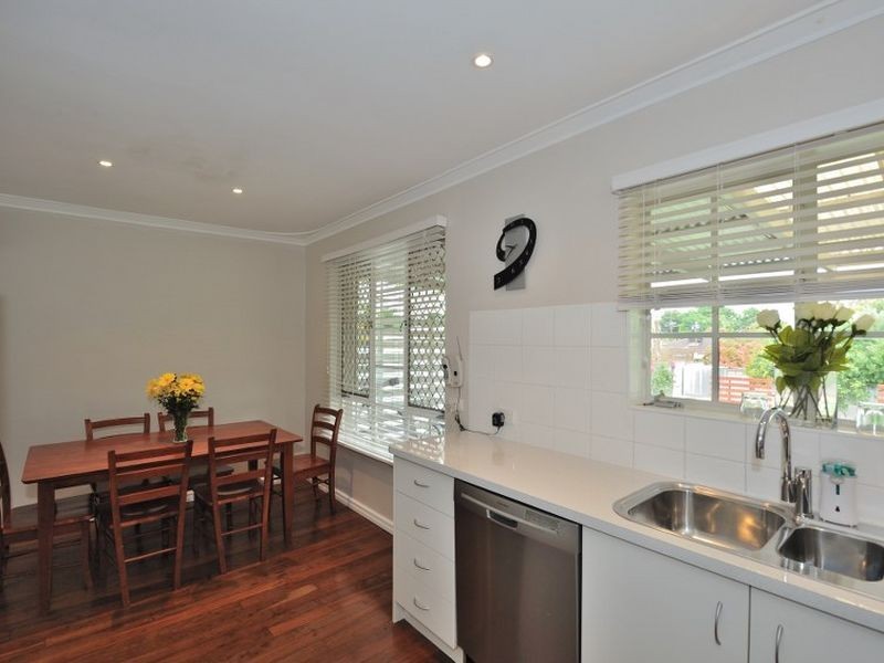 18 Harrison Way, Calista WA 6167