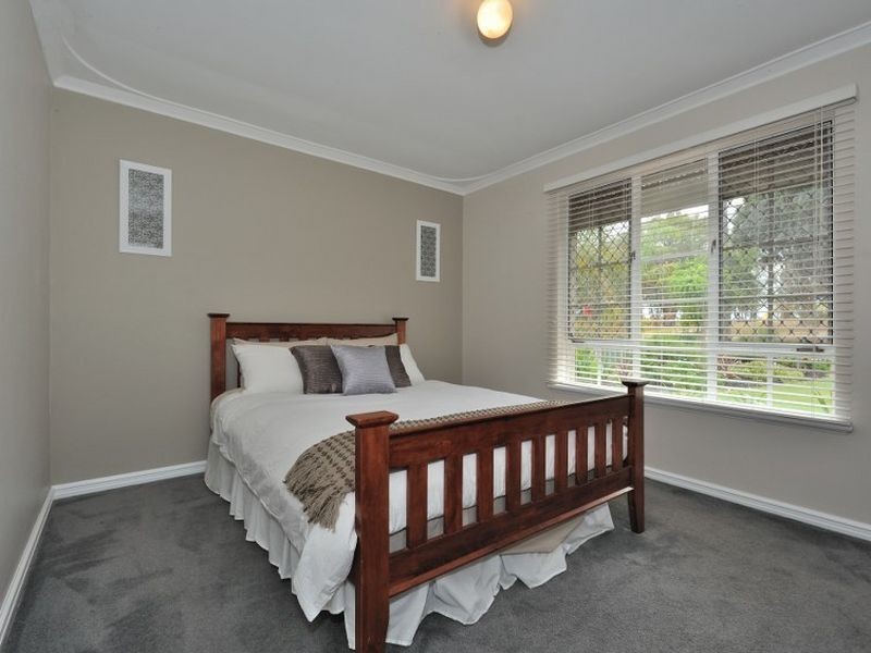 18 Harrison Way, Calista WA 6167