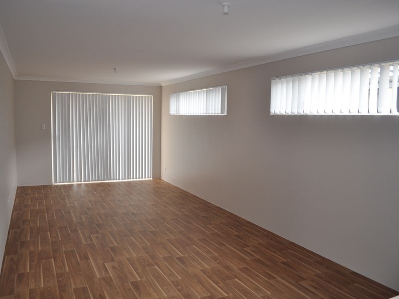 33 Bluebird Street, Wellard WA 6170