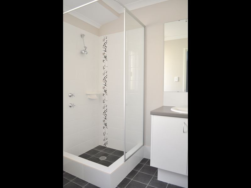 33 Bluebird Street, Wellard WA 6170