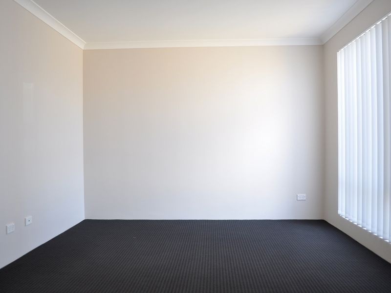 33 Bluebird Street, Wellard WA 6170