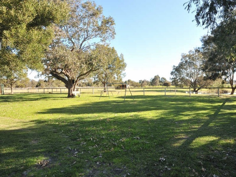 123 Folly Road, Baldivis WA 6171