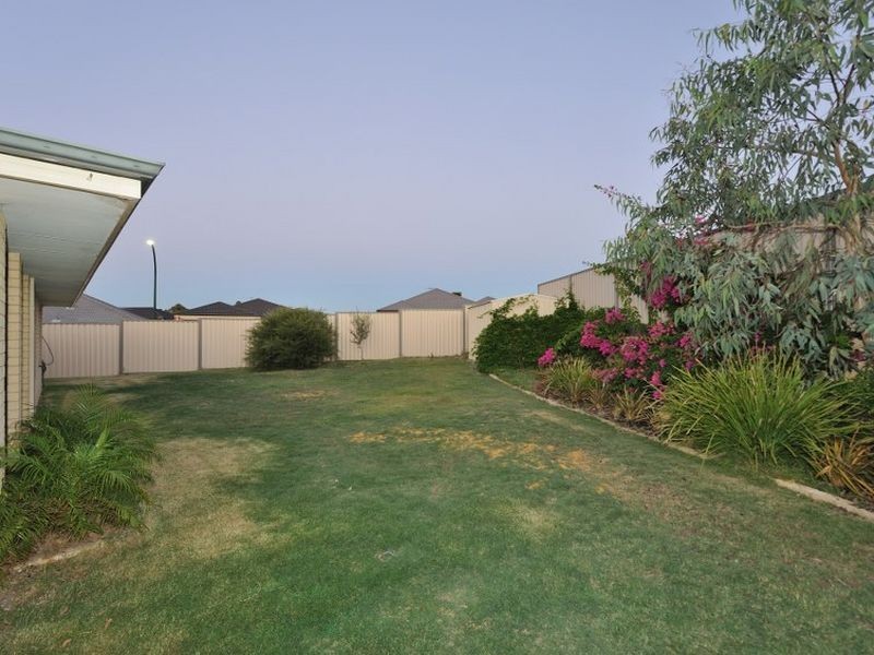 52 Wanstead Vista, Bertram WA 6167