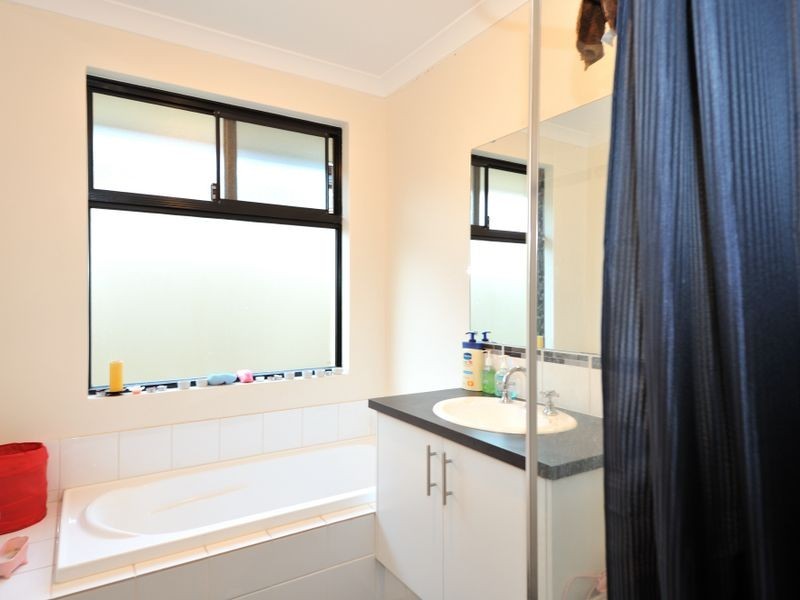 50 Cheltenham Loop, Bertram WA 6167