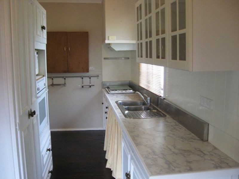 61 Crabtree Way, Medina WA 6167